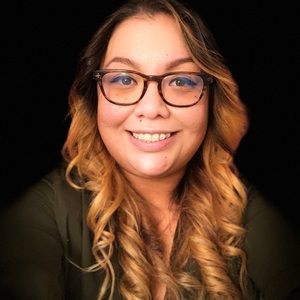 Meet your Posher, Gladys